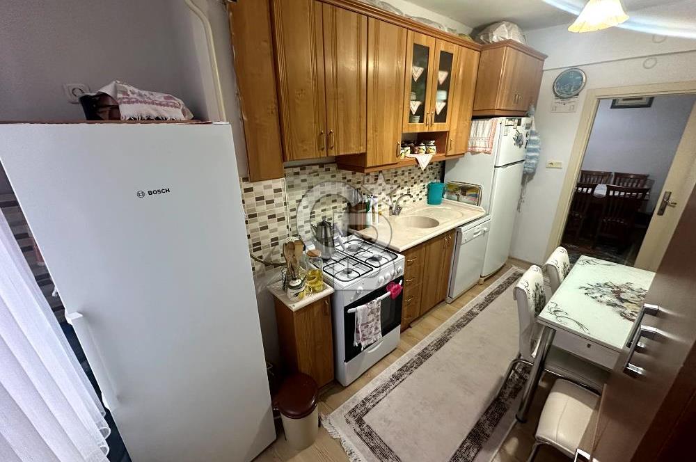 Gölcük Yeni Mahallede Satılık 2+1 Güney Cephe Daire