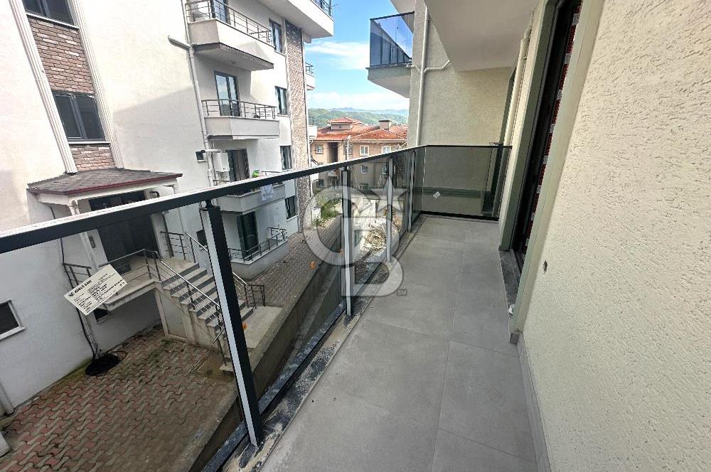 Gölcük Şirinköy'de Satılık Yerden Isıtmalı 1+1 Daire