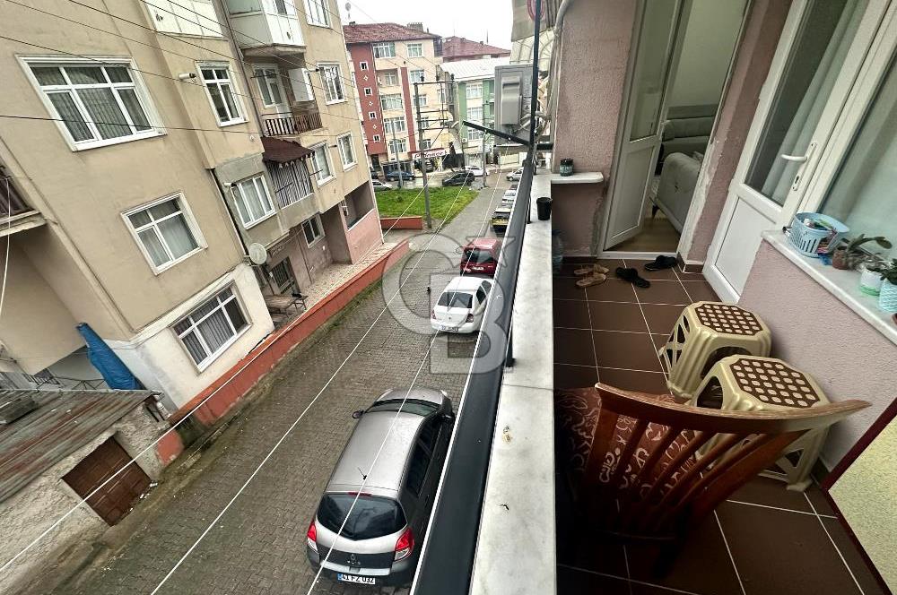 Gölcük Yeni Mahallede Satılık 2+1 Güney Cephe Daire