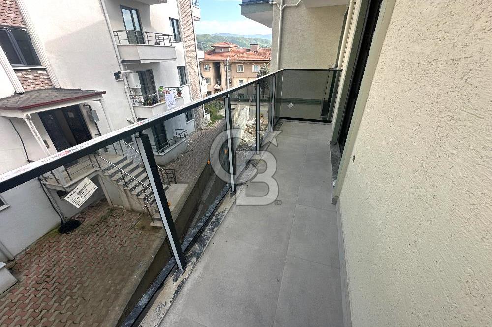 Gölcük Şirinköy'de Satılık Yerden Isıtmalı 1+1 Daire