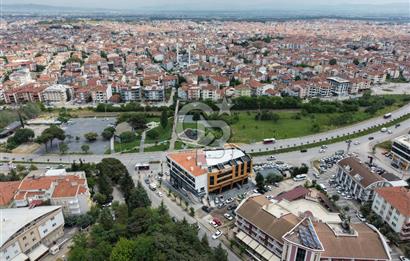 CB KİNG'DEN İZMİR YOLU ÜZERİ ULTRA LÜKS KİRALIK OFİSLER