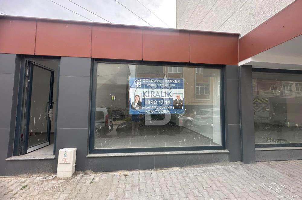 Sefaköy Kültür Merkezi Arkası Kiralık Geniş Cepheli Dükkan