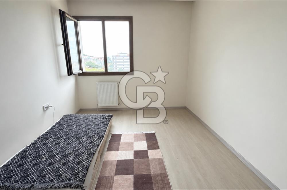 ÇİĞLİ ATEŞOĞLU CADDE LIFE’TA HAVUZLU SİTEDE SATILIK 1+1 