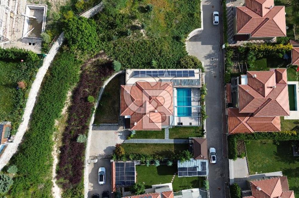 MEBUSKENT SİTESİ HAVUZLU GÜNEŞ ENERJİLİ VİLLA