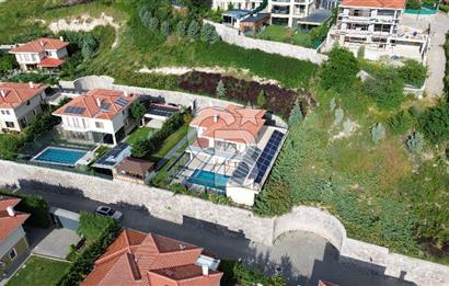 MEBUSKENT SİTESİ HAVUZLU GÜNEŞ ENERJİLİ VİLLA