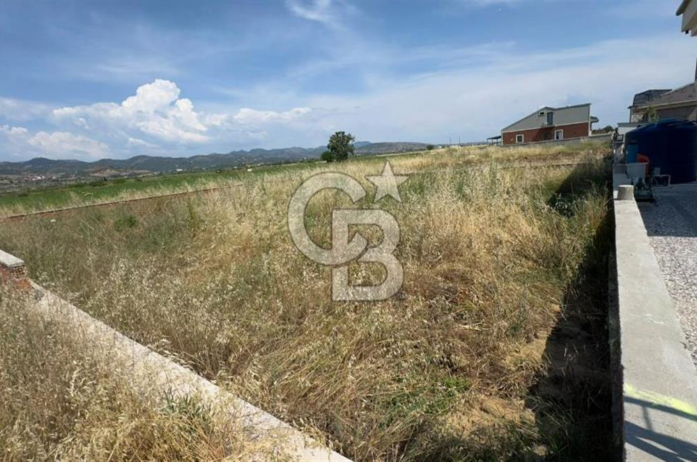 DİKİLİ SALİHLER MAHALLESİNDE SATILIK ARSA
