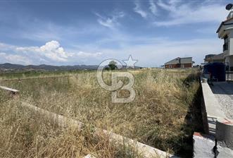 DİKİLİ SALİHLER MAHALLESİNDE SATILIK ARSA - 4 - 345152