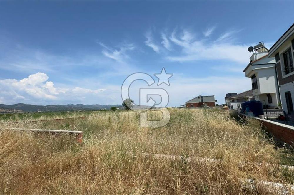 DİKİLİ SALİHLER MAHALLESİNDE SATILIK ARSA