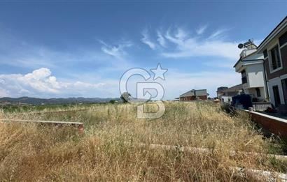 DİKİLİ SALİHLER MAHALLESİNDE SATILIK ARSA