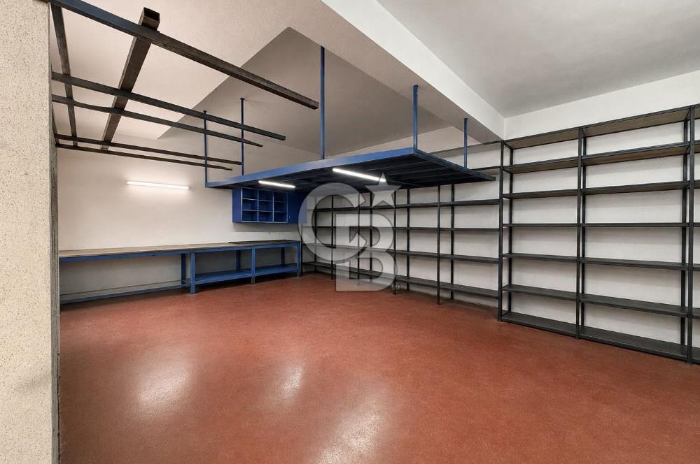 OSTİM MERKEZDE ÜÇ KATLI 910 M2 KOLONSUZ GENİŞ TİCARİ TESİS