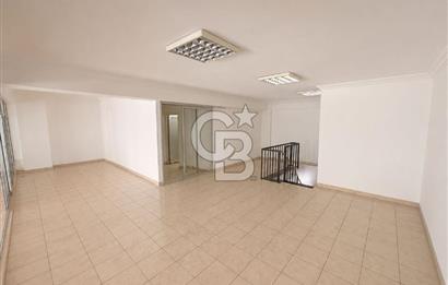 OSTİM MERKEZDE ÜÇ KATLI 910 M2 KOLONSUZ GENİŞ TİCARİ TESİS