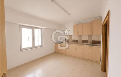 OSTİM MERKEZDE ÜÇ KATLI 910 M2 KOLONSUZ GENİŞ TİCARİ TESİS