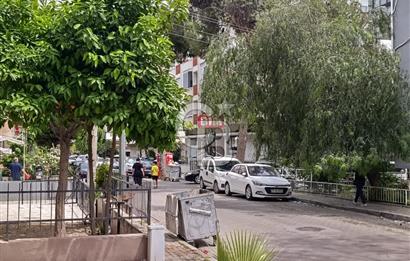 Karşıyaka Bahçelievler Mahallesinde Satılık 3+1 Geniş Daire