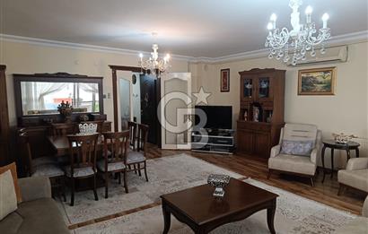 Karşıyaka Bahçelievler Mahallesinde Satılık 3+1 Geniş Daire