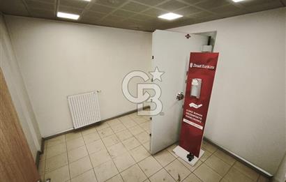 Natoyolu Caddesi Üzerinde Banka Altyapılı, Geniş Cepheli 460 m² Kiralık Mağaza/Dükkan