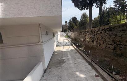 Sefaköy Kültür Merkezi Arkası Kiralık Geniş Cepheli Dükkan