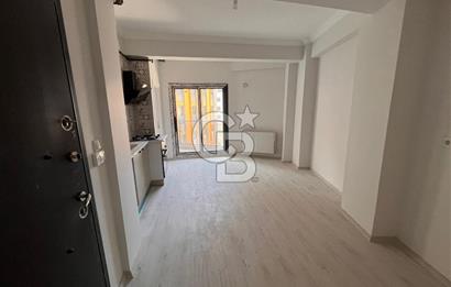 MENEMEN SEYREK MEYDANDA KİRALIK 1+1 DAİRE