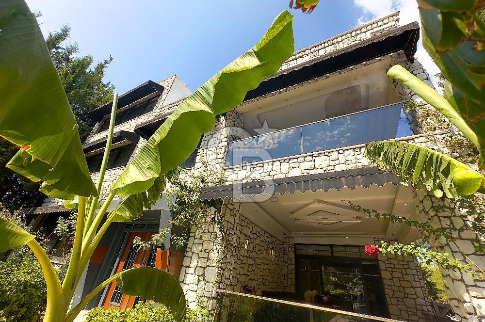 İzmir Torbalı Yoğurtçular İzmir Aydın Cad Üzeri 6+1 Kiralık Köşk