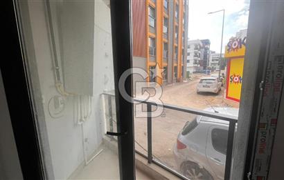 MENEMEN SEYREK MEYDANDA KİRALIK 1+1 DAİRE