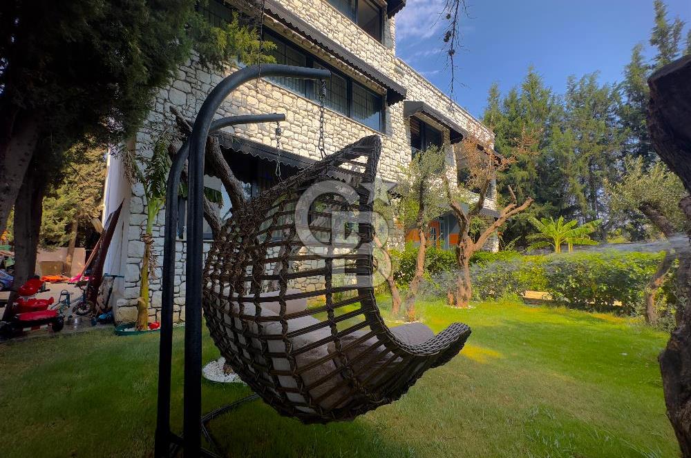 İzmir Torbalı Yoğurtçular İzmir Aydın Cad Üzeri 6+1 Kiralık Köşk