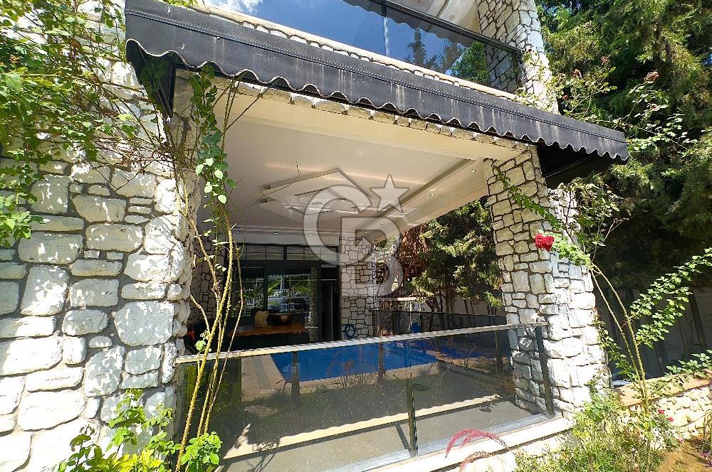 İzmir Torbalı Yoğurtçular İzmir Aydın Cad Üzeri 6+1 Kiralık Köşk