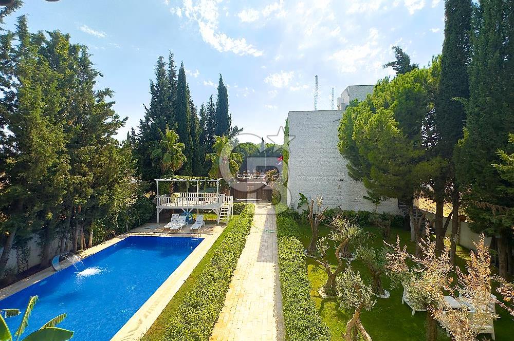 İzmir Torbalı Yoğurtçular İzmir Aydın Cad Üzeri 6+1 Kiralık Köşk