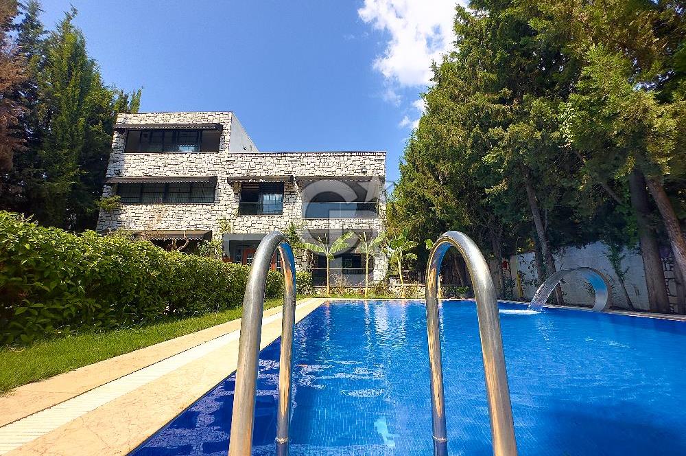 İzmir Torbalı Yoğurtçular İzmir Aydın Cad Üzeri 6+1 Kiralık Köşk