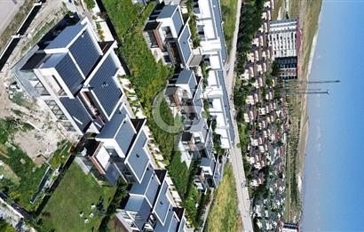 BAĞLICA 5+1 SİTE İÇİNDE GÜVENLİKLİ  MÜSTEKİL 754M2 ARSA PAYLI VİLLA