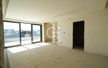 BAĞLICA 5+1 SİTE İÇİNDE GÜVENLİKLİ  MÜSTEKİL 754M2 ARSA PAYLI VİLLA
