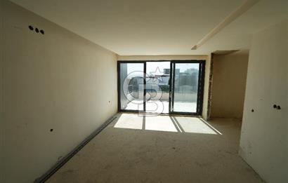 BAĞLICA 5+1 SİTE İÇİNDE GÜVENLİKLİ  MÜSTEKİL 754M2 ARSA PAYLI VİLLA