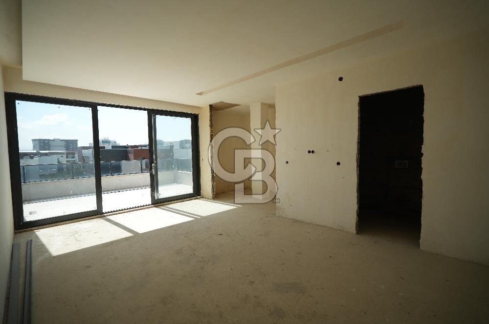 BAĞLICA 5+1 SİTE İÇİNDE GÜVENLİKLİ  MÜSTEKİL 754M2 ARSA PAYLI VİLLA