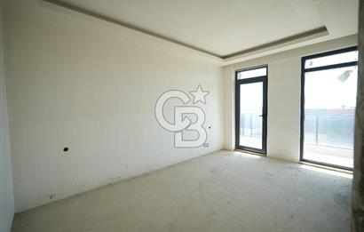 BAĞLICA 5+1 SİTE İÇİNDE GÜVENLİKLİ  MÜSTEKİL 754M2 ARSA PAYLI VİLLA