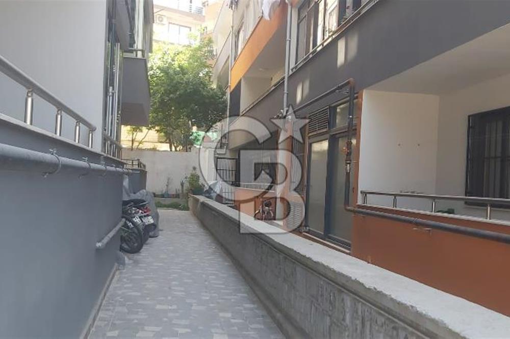 Dikili İsmetpaşa Mahallesinde Satılık 4+1 Dubleks Dire