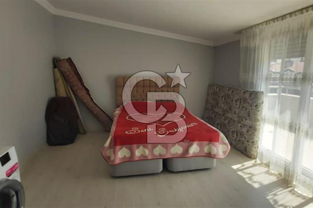 Dikili İsmetpaşa Mahallesinde Satılık 4+1 Dubleks Dire