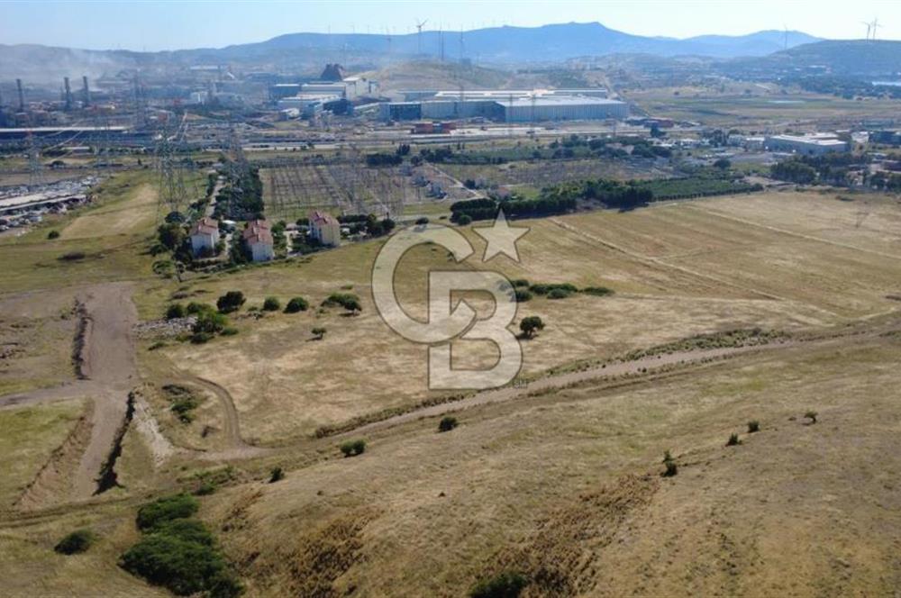 ALİAĞA SANAYİ SİTESİ'NDE SATILIK 35.000 M² TARLA