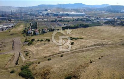 ALİAĞA SANAYİ SİTESİ'NDE SATILIK 35.000 M² TARLA