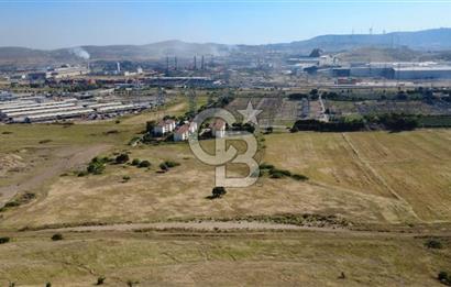 ALİAĞA SANAYİ SİTESİ'NDE SATILIK 35.000 M² TARLA