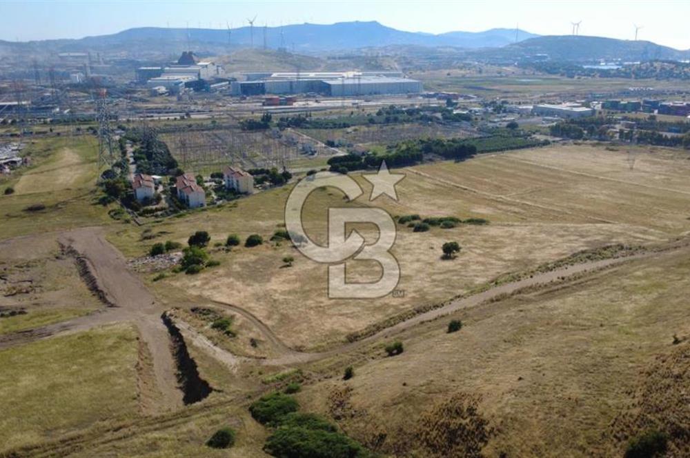 ALİAĞA SANAYİ SİTESİ'NDE SATILIK 35.000 M² TARLA