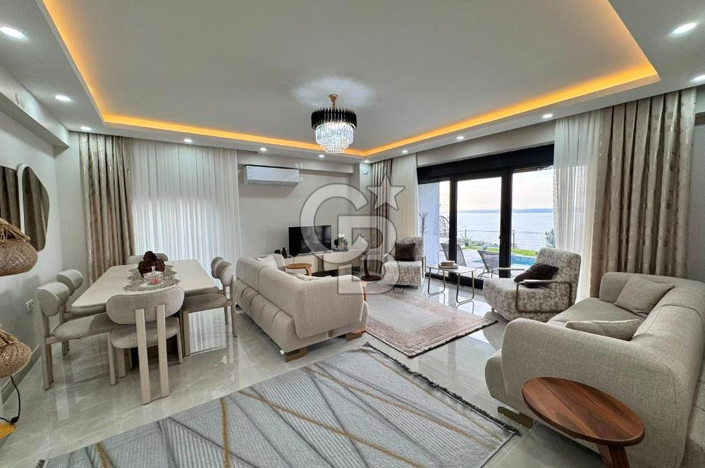 Panoramik Deniz Manzaralı Havuzlu Turizm Belgeli Lüks Villa