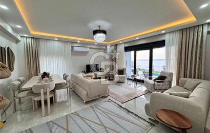 Panoramik Deniz Manzaralı Havuzlu Turizm Belgeli Lüks Villa