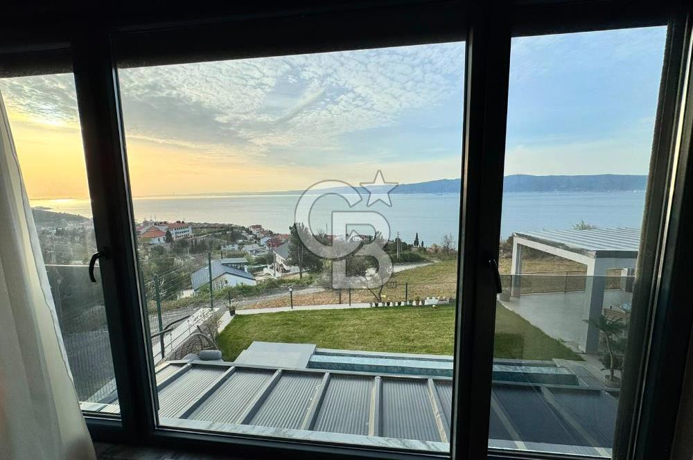 Panoramik Deniz Manzaralı Havuzlu Turizm Belgeli Lüks Villa