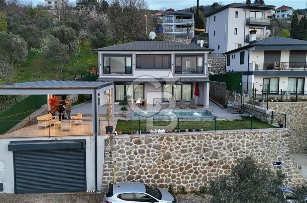 Panoramik Deniz Manzaralı Havuzlu Turizm Belgeli Lüks Villa