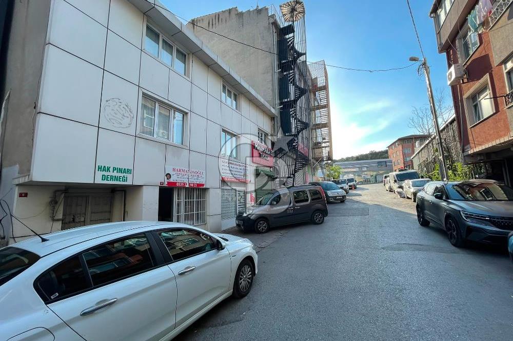 Ümraniye Esenşehir Necip Fazıl Bulvar Komple Satılık Ticari Bina