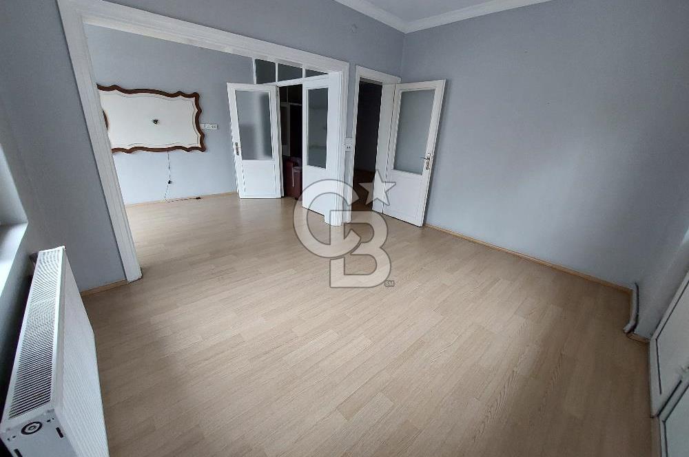 Pendik Bahçelievler Mahallesi çarşı 105 m2 net kiralık 3+1 daire