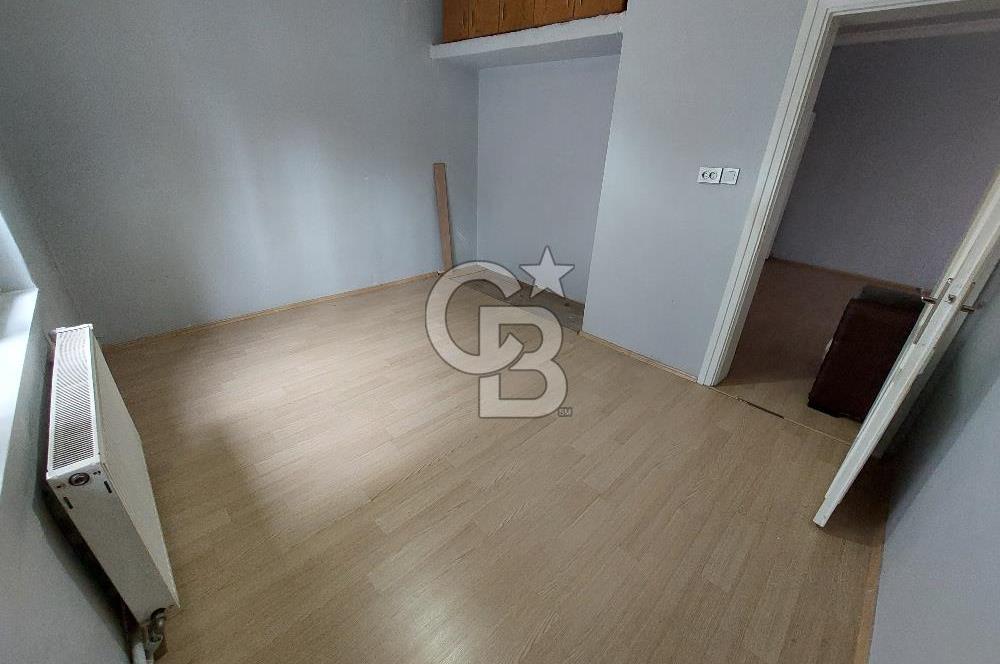 Pendik Bahçelievler Mahallesi çarşı 105 m2 net kiralık 3+1 daire