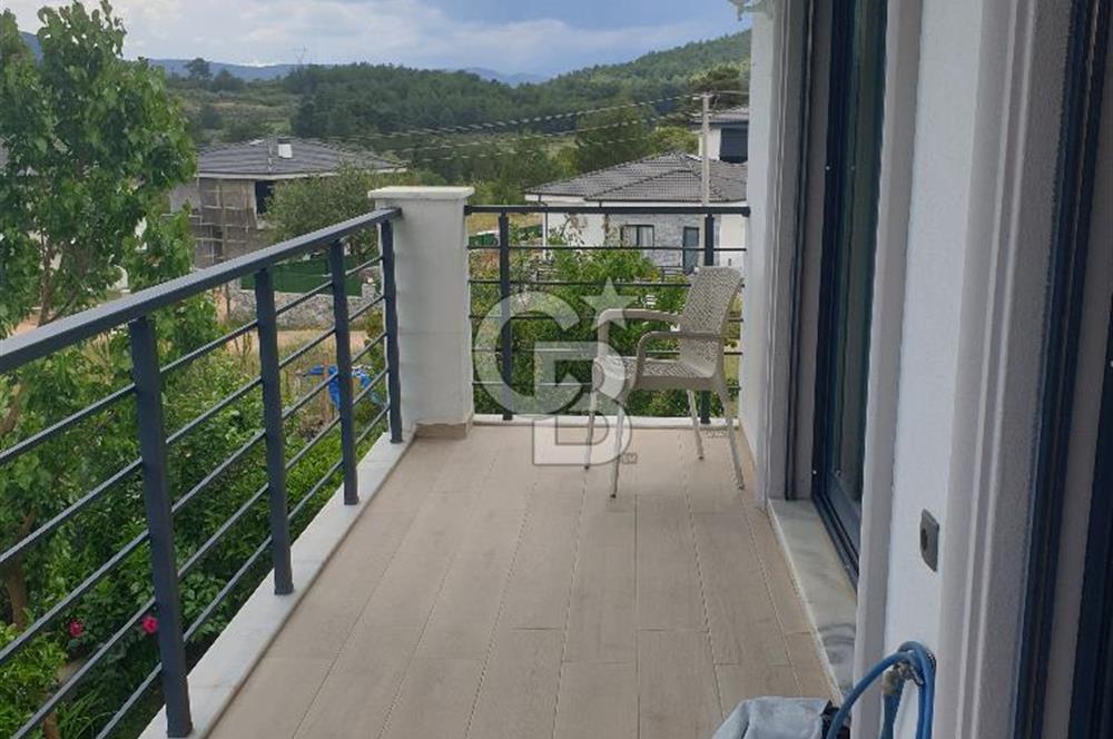 MUĞLA MENTEŞE AKÇAOVA MAHALLESİ'NDE SATILIK BAHÇELİ DUBLEKS EV