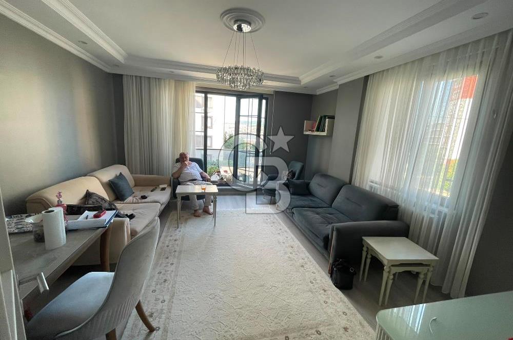 Ümraniye Aşağı Dudullu Mahallesi Satılık Yeni Bina 2+1 Daire