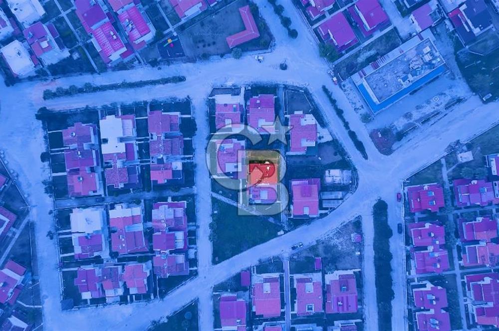 Kuşadası Davutlar Güzelçamlı Site İçi Satılık 4+1 Yazlık