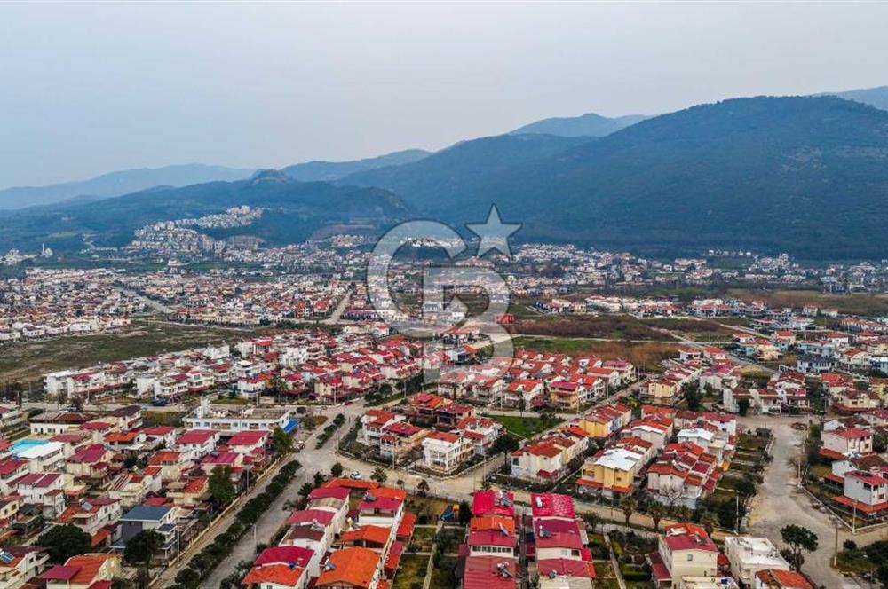 Kuşadası Davutlar Güzelçamlı Triplex Satılık 4+1 Yazlık Villa
