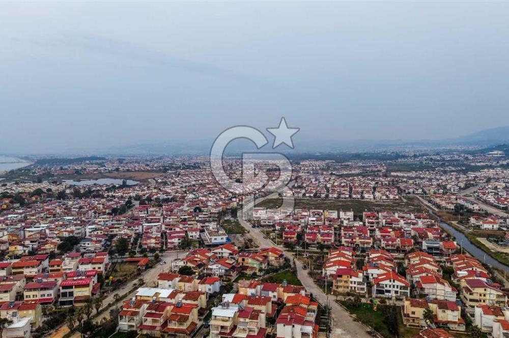 Kuşadası Davutlar Güzelçamlı Triplex Satılık 4+1 Yazlık Villa